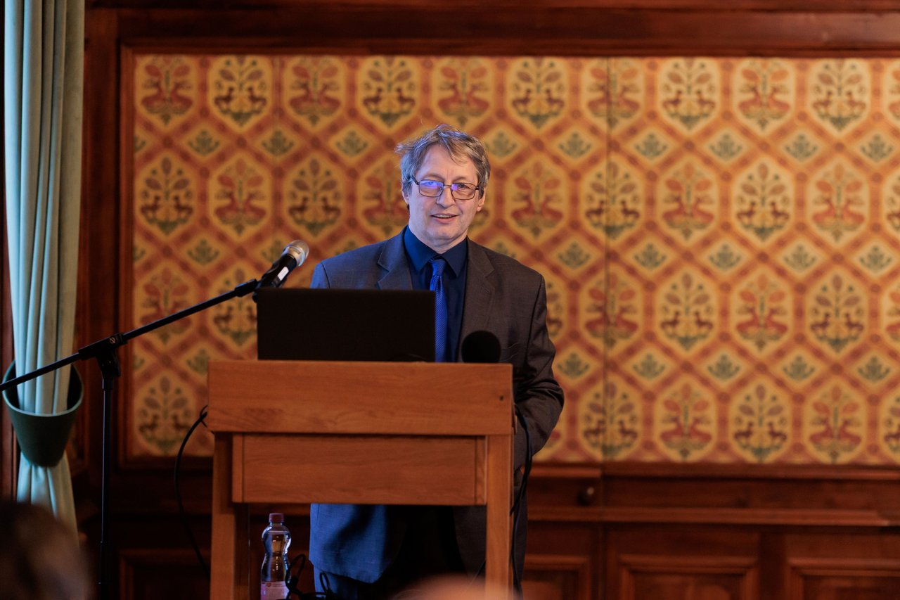 Kovács Róbert. Keresztyén vezetés dupla könyvbemutató, KRE 2025.12.01.  Fotó: Geberle Berci / KRE