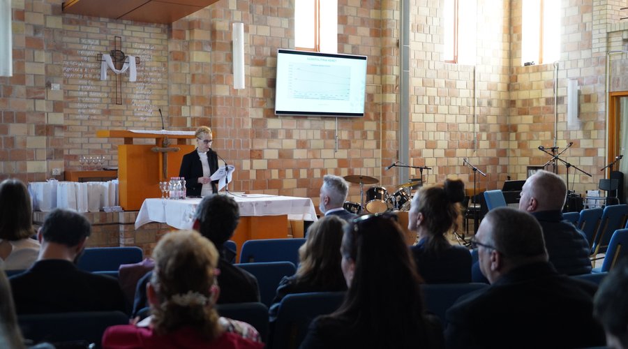 20260423_Fogy_konf_borító