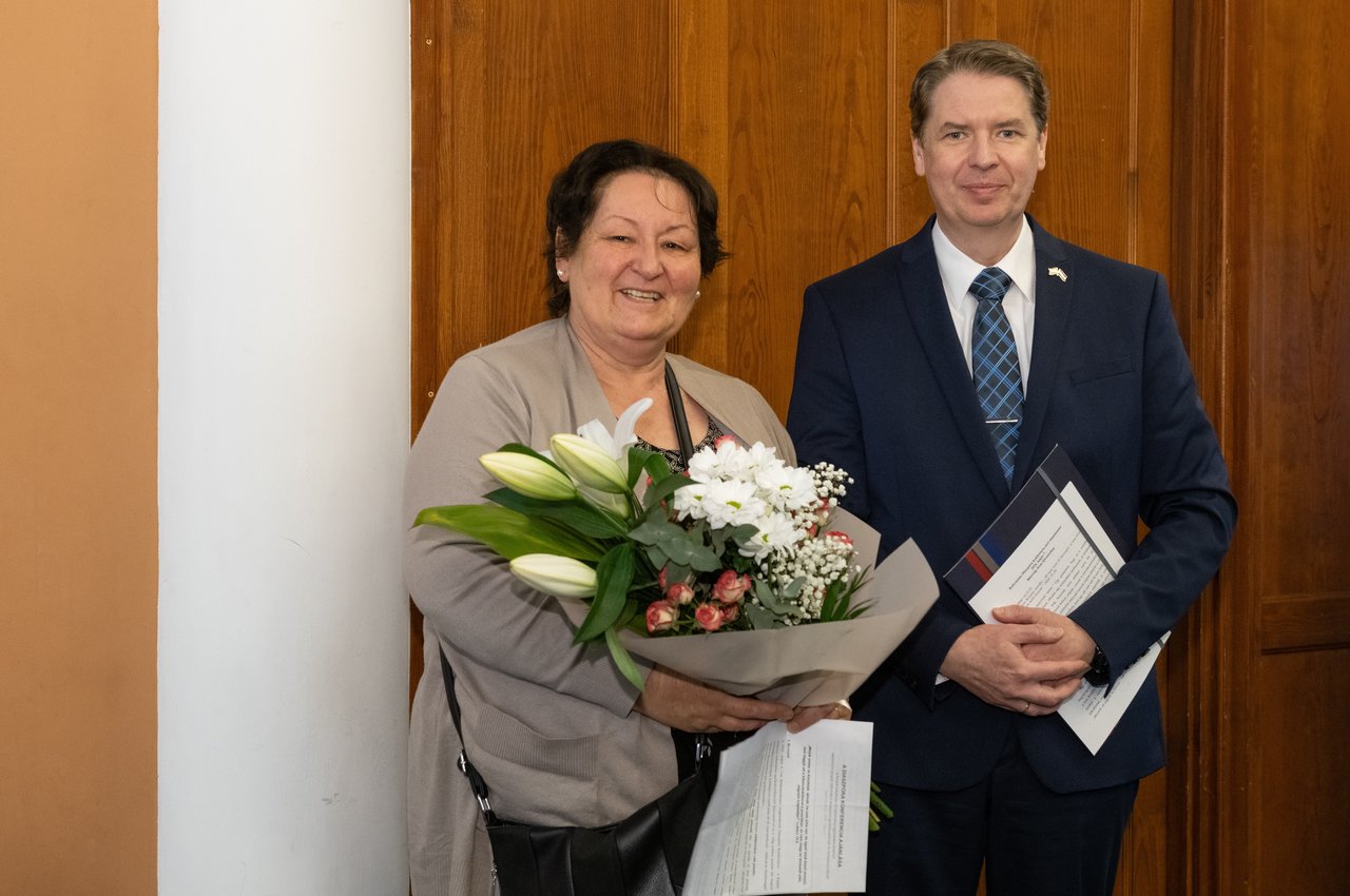 Születésnaposok a konferencián: Menkéné Pintér Magdolna nyugalmazott lelkipásztor és Krasznai Csaba püspök