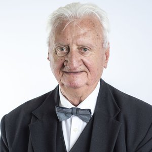 dr. Huszár Pál portré