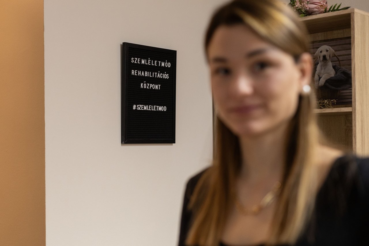 Kéri-Kertész Vivien homályos