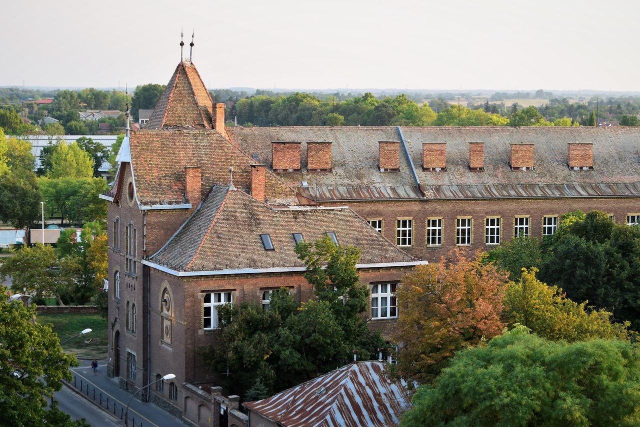 Németh László emlékév 2026, Bethlen Gábor Református Gimnázium és Szathmáry Kollégium épülete (f. Bethlen Gábor Református Gimnázium és Szathmáry Kollégium)