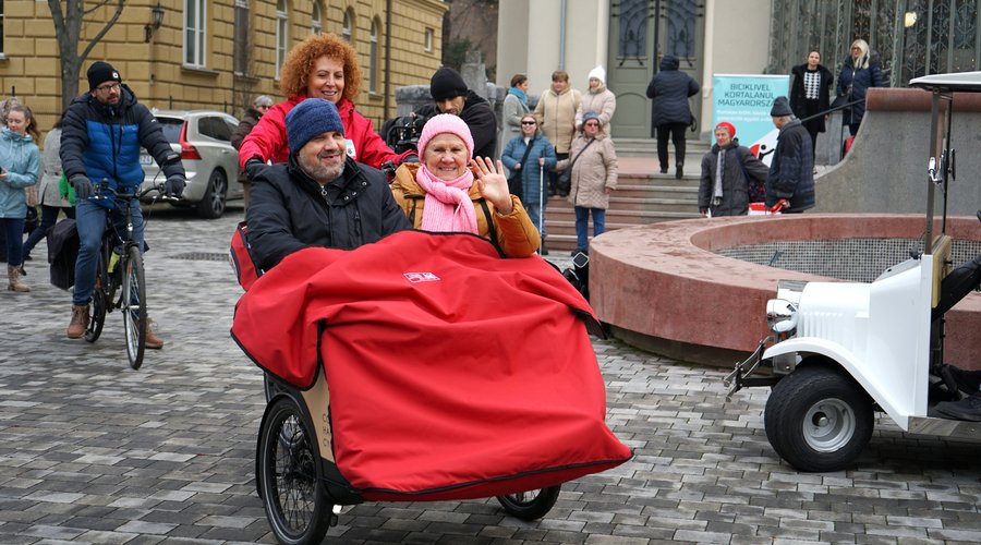 Vakmisszió karácsony 2025 (f.Magyar Református Szeretetszolgálat)