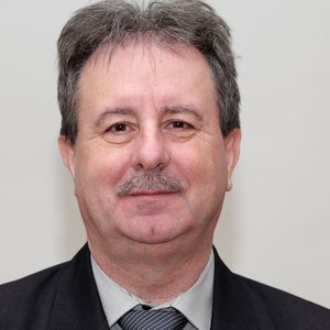 dr. Bátori Gábor portré