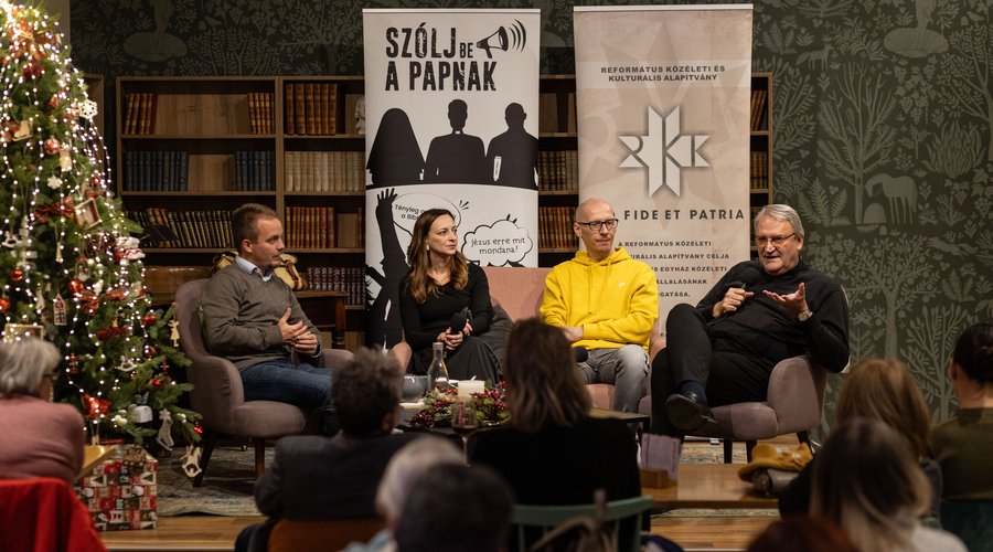 Szólj be a papnak_december2025_borito