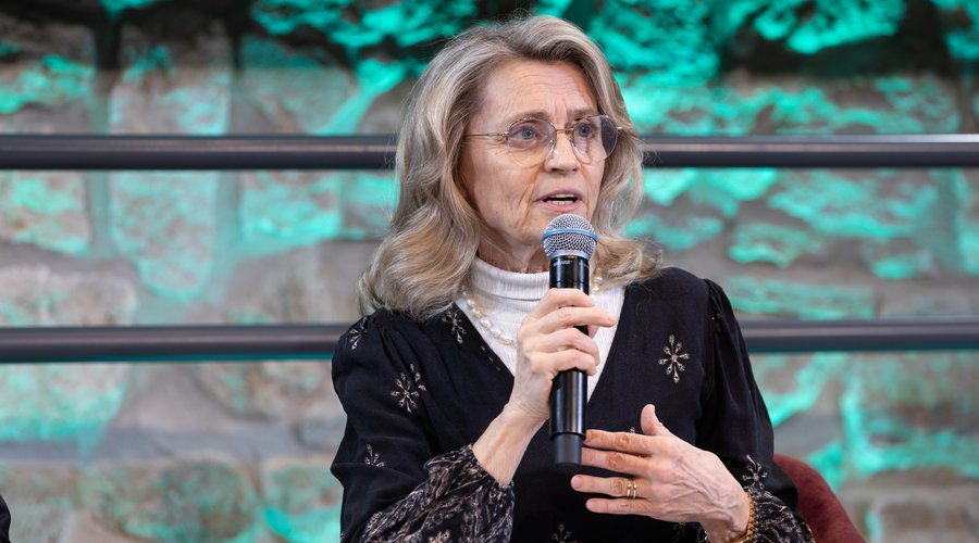 mit_jelent_embernek_lenni-52