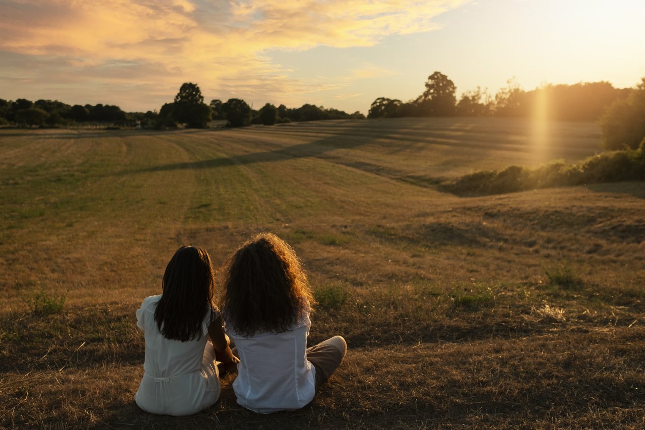 young-couple-living-freedom